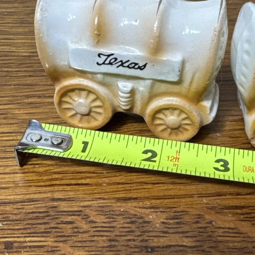 Vintage Japan Texas Covered Wagon Salt & Pepper Shakers Ceramic Western Set
